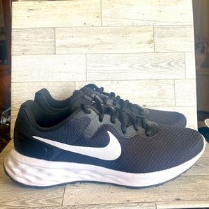W Nike Revolution 6 NN